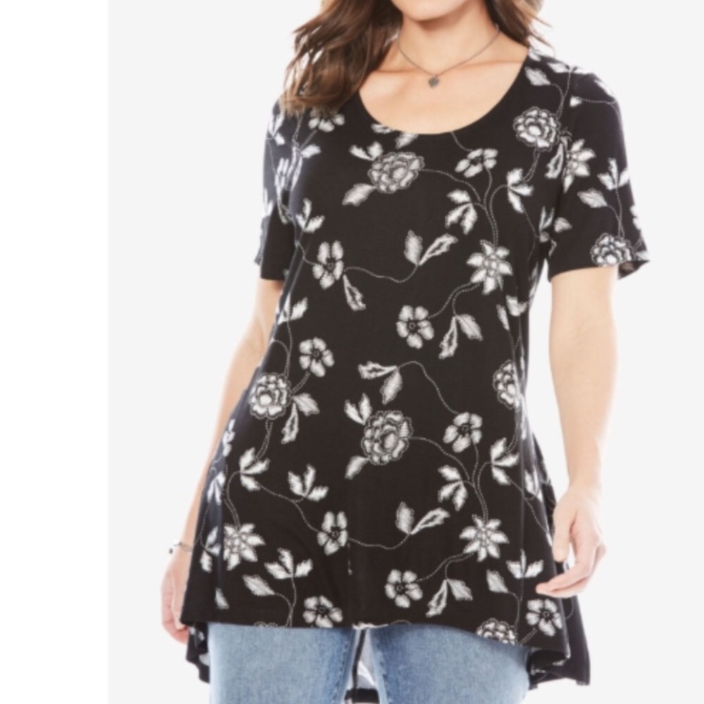 NWT high-low floral blouse
